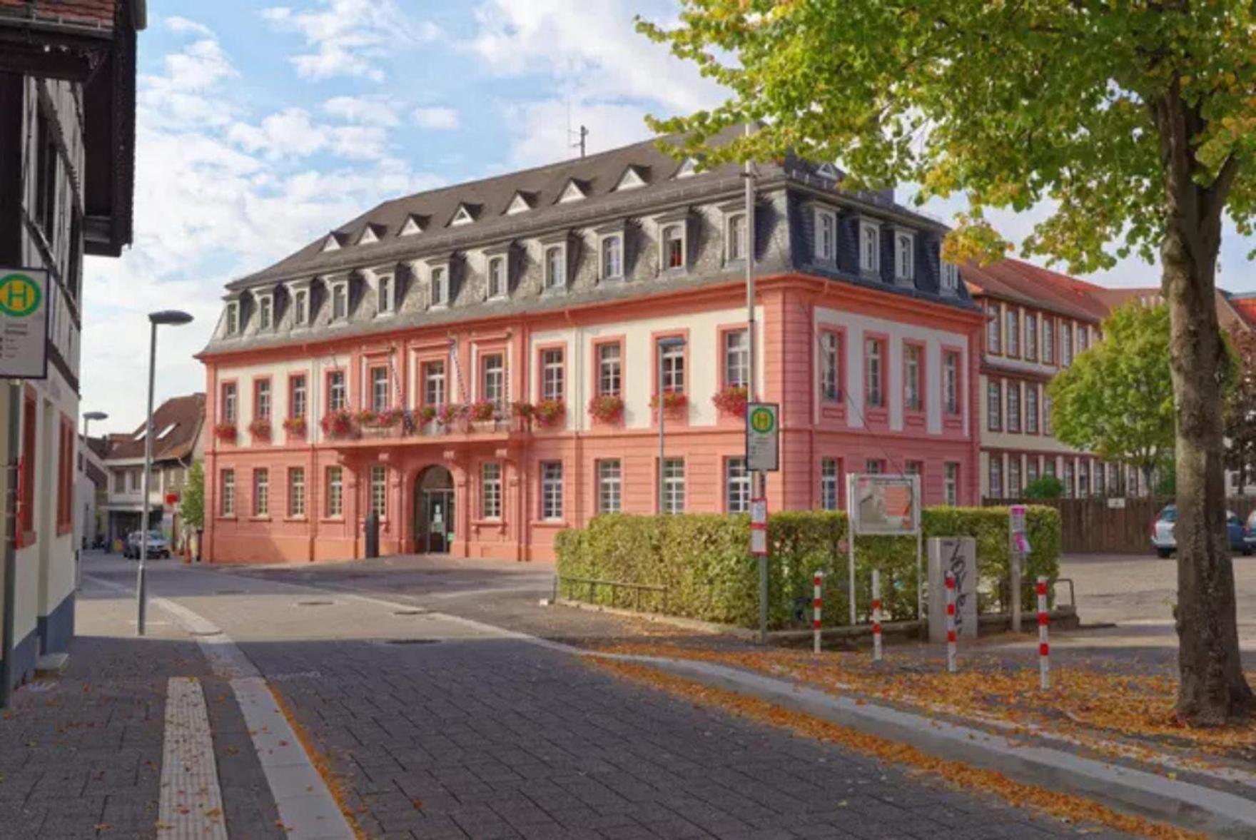 Grosse Ferienwohnung, Apartment In Leimen Wehome Komfort Екстериор снимка
